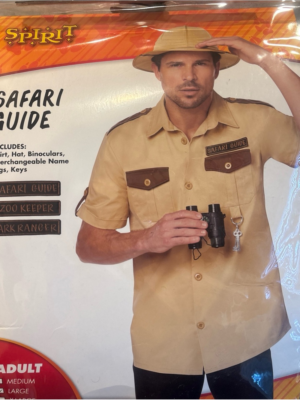 Spirit Safari Guide Zoo Keeper Short-Sleeve Shirt in Tan with Brown Accents
